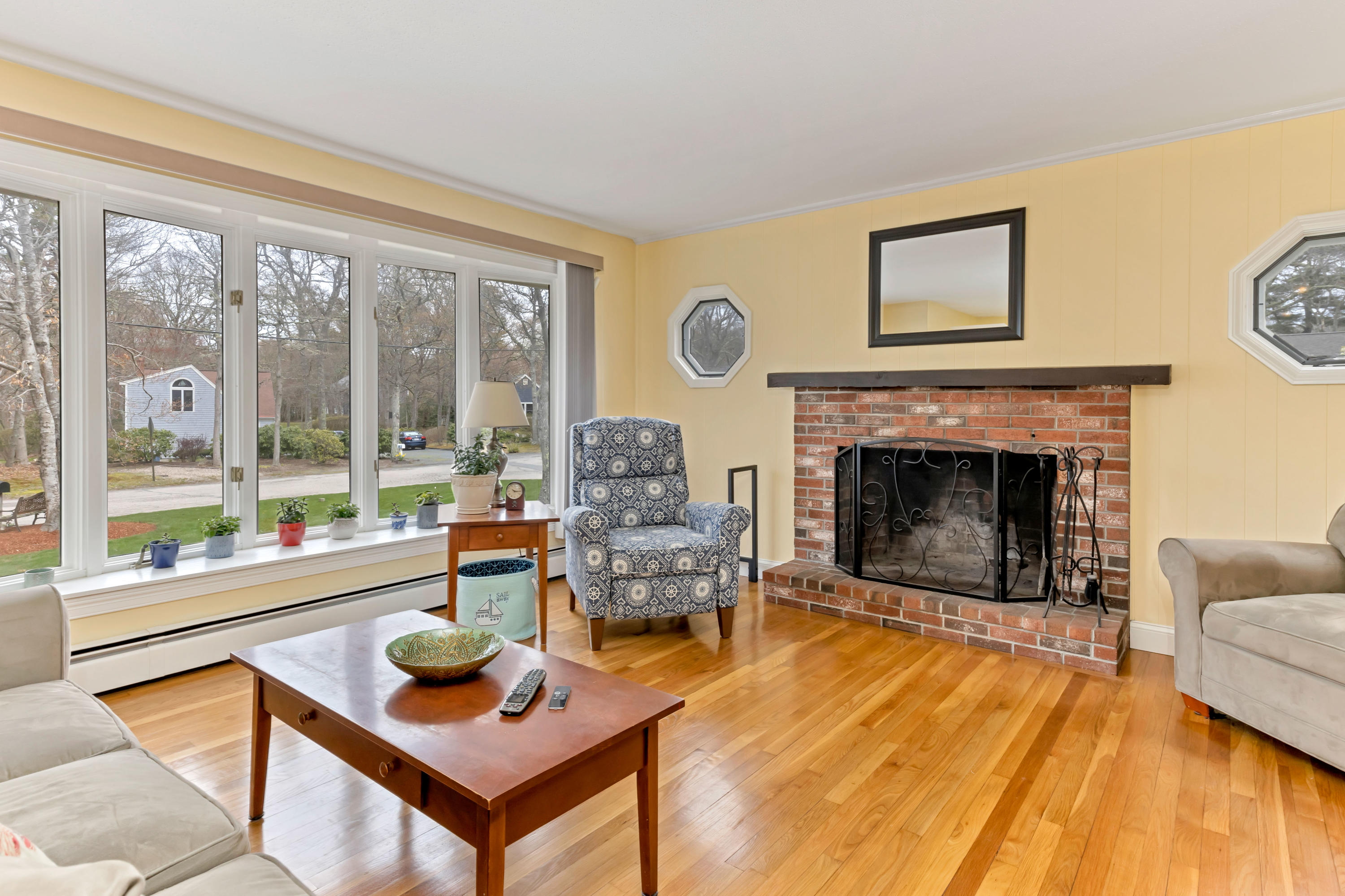 37 Calvin Hamblin Road Marstons Mills, MA 02648 - Photo 4 of 48 37CalLR-8