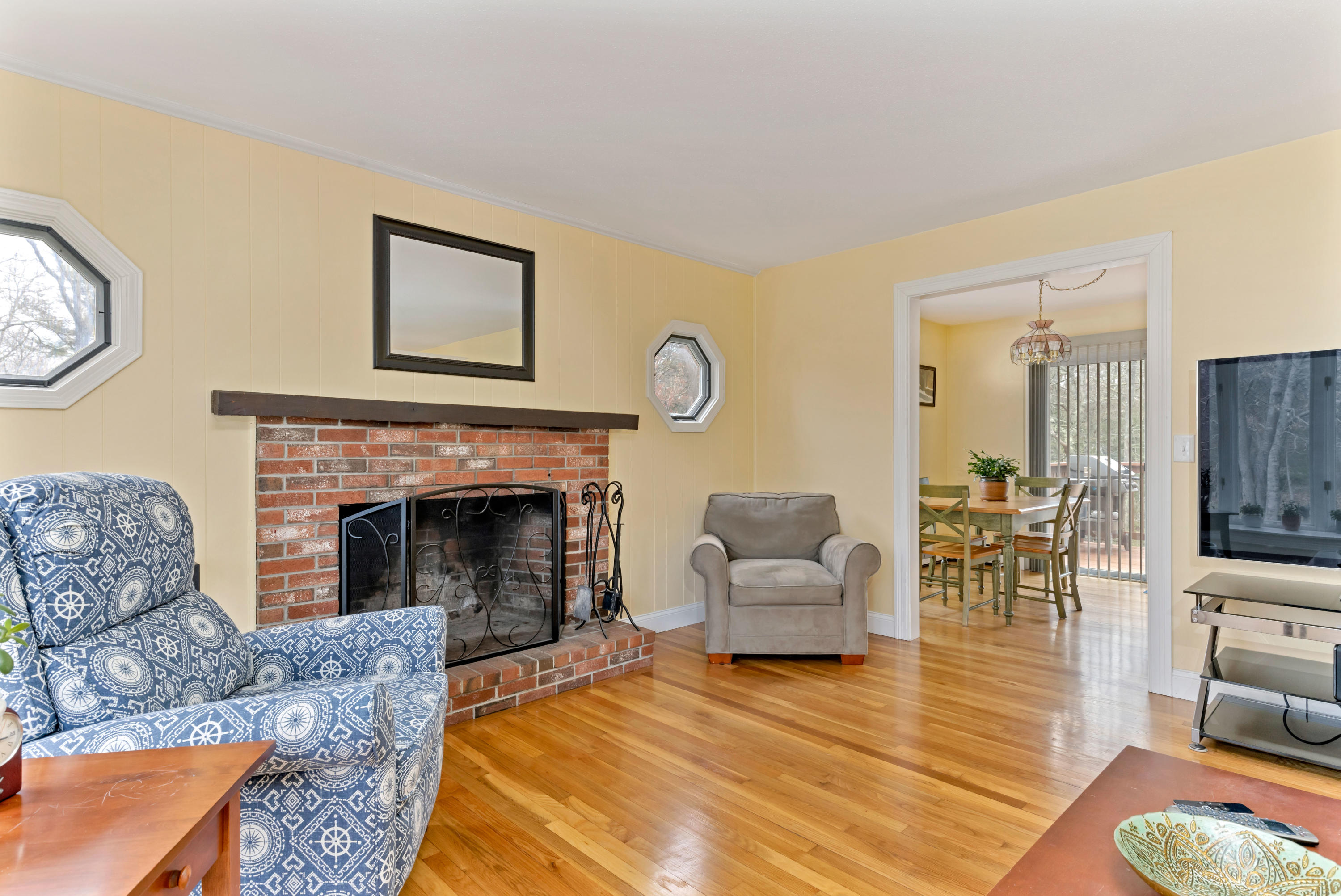 37 Calvin Hamblin Road Marstons Mills, MA 02648 - Photo 6 of 48 37CalLR-10