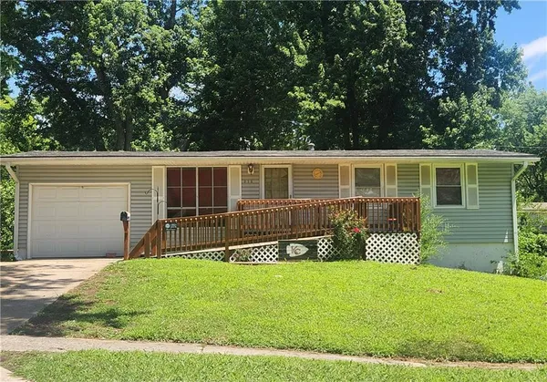 $105,000 | 313 North Geronimo Drive, Independence, MO 64056