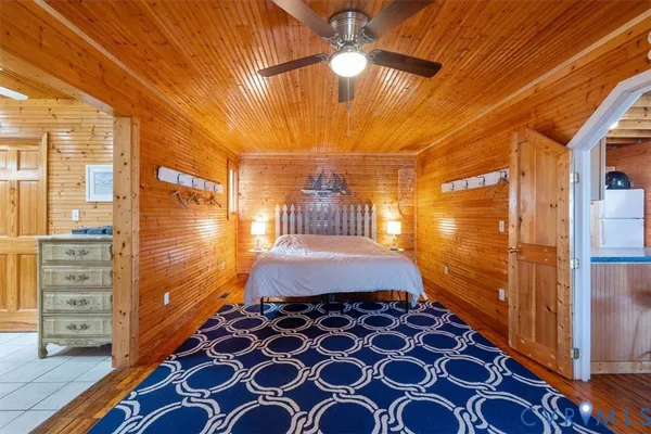 $500,000 | 167 Riverside Drive, Deltaville, VA 23043