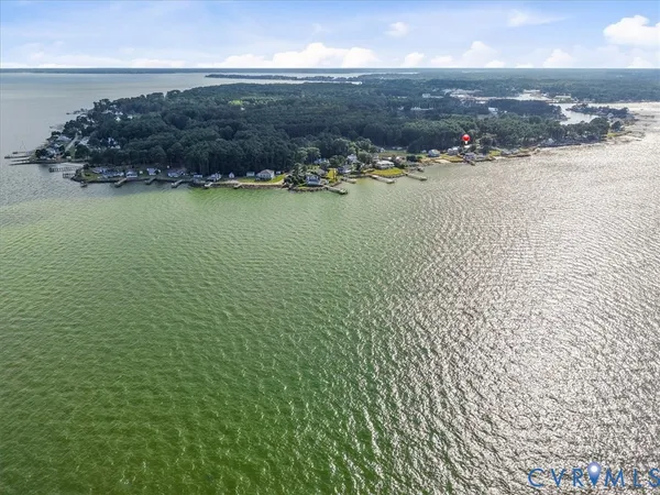 $500,000 | 167 Riverside Drive, Deltaville, VA 23043
