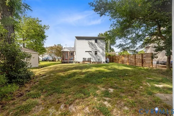 $500,000 | 167 Riverside Drive, Deltaville, VA 23043