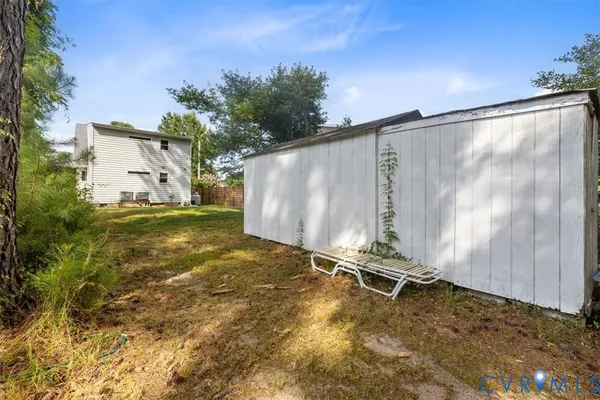 $500,000 | 167 Riverside Drive, Deltaville, VA 23043
