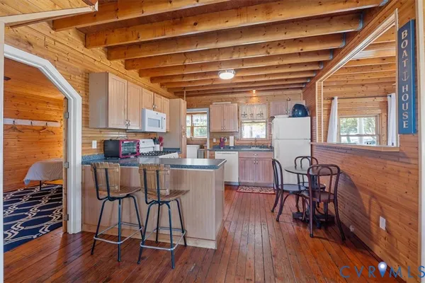 $500,000 | 167 Riverside Drive, Deltaville, VA 23043