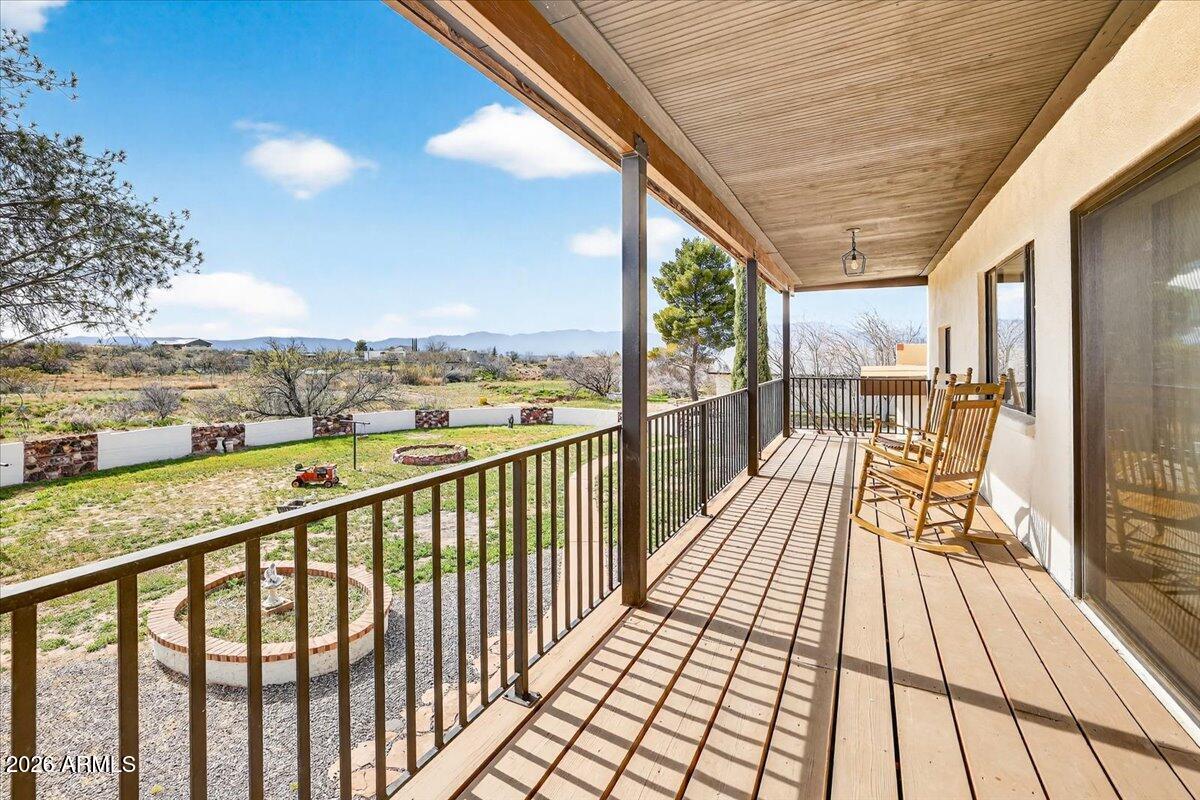 13505 East Rindone Lane Cornville, AZ 86325 - Photo 32 of 73 27-Balcony