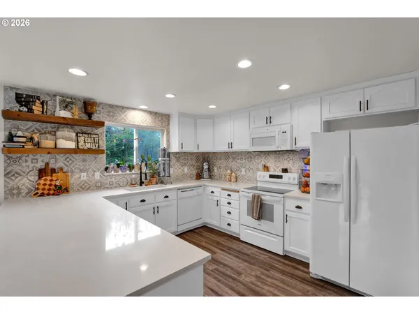 $439,000 | 1265 Laurel Street, Florence, OR 97439