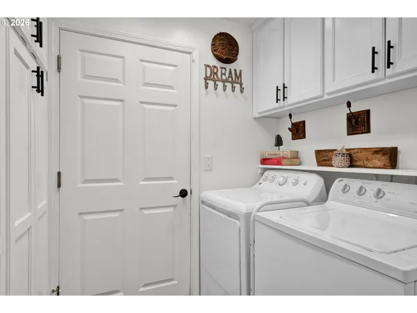 $439,000 | 1265 Laurel Street, Florence, OR 97439