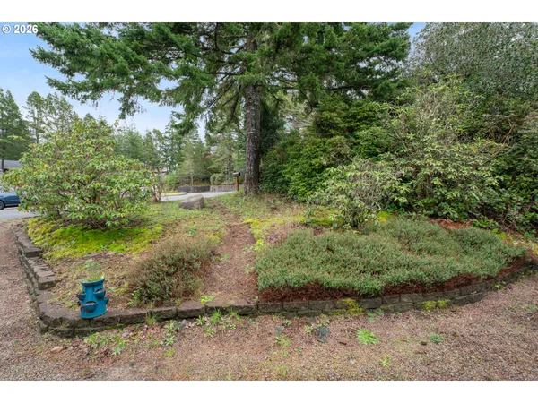 $439,000 | 1265 Laurel Street, Florence, OR 97439