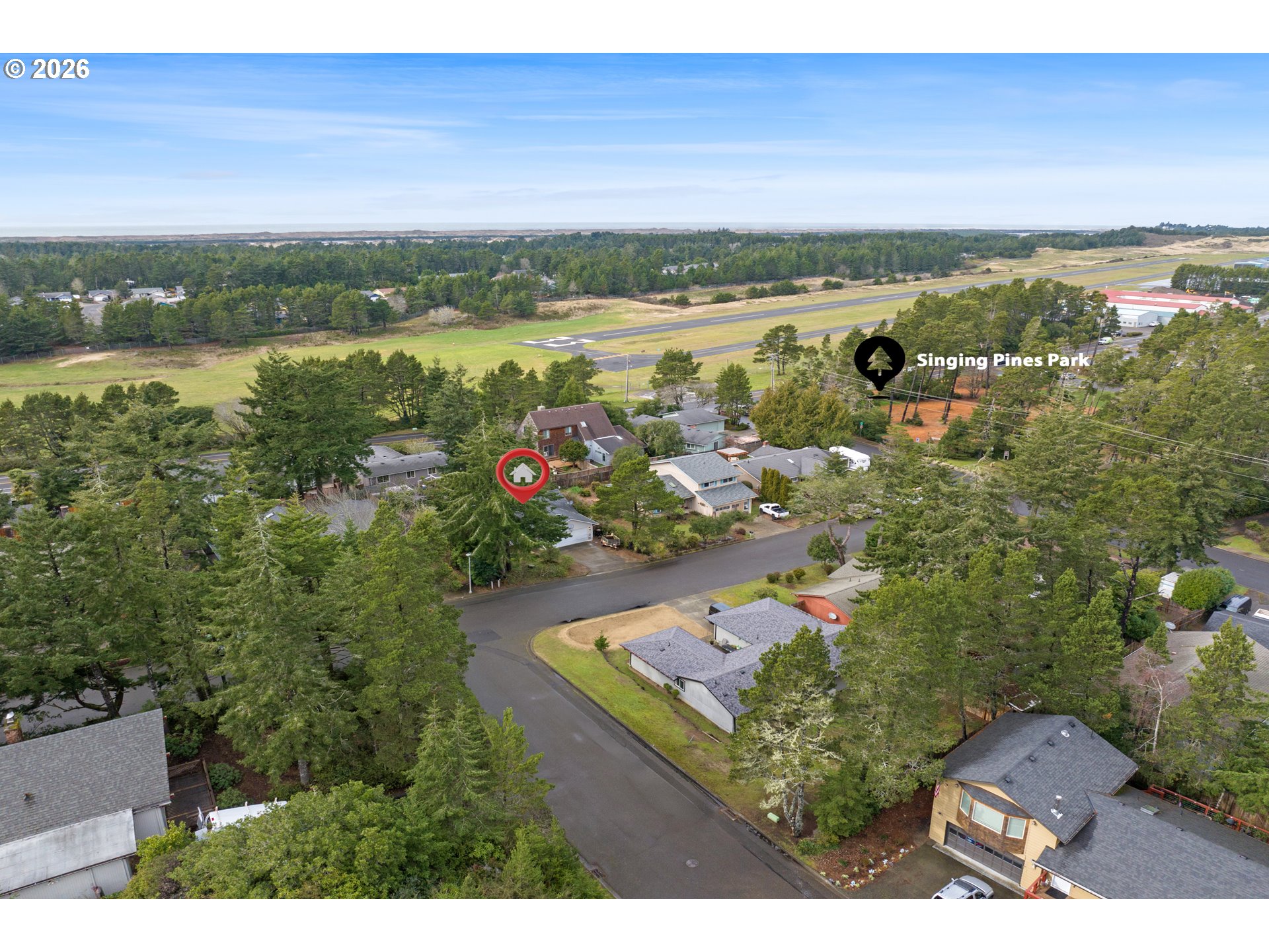 1265 Laurel Street Florence, OR 97439 - Photo 39 of 42 a view of lake with mountain