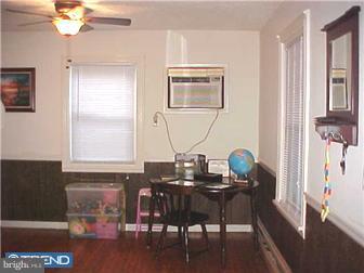 126 East Roland Road Brookhaven, PA 19015 - Photo 4 of 12 Gallery Image 4