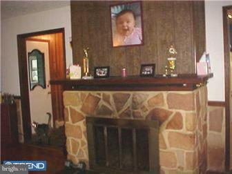 126 East Roland Road Brookhaven, PA 19015 - Photo 5 of 12 Gallery Image 5