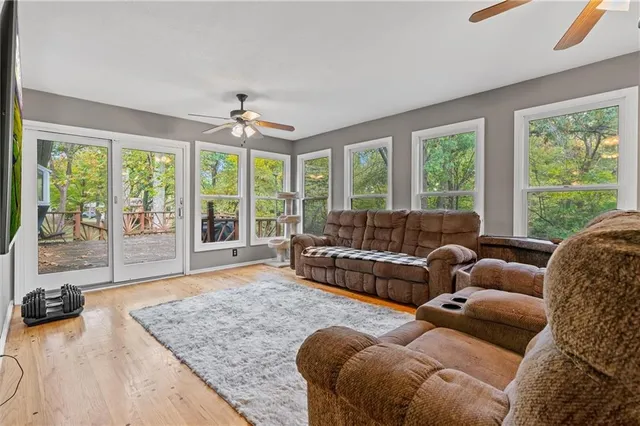 $350,000 | 9705 Northwest Hampton Woods Drive, Kansas City, MO 64152