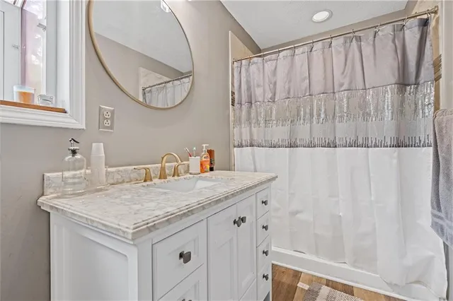 $350,000 | 9705 Northwest Hampton Woods Drive, Kansas City, MO 64152