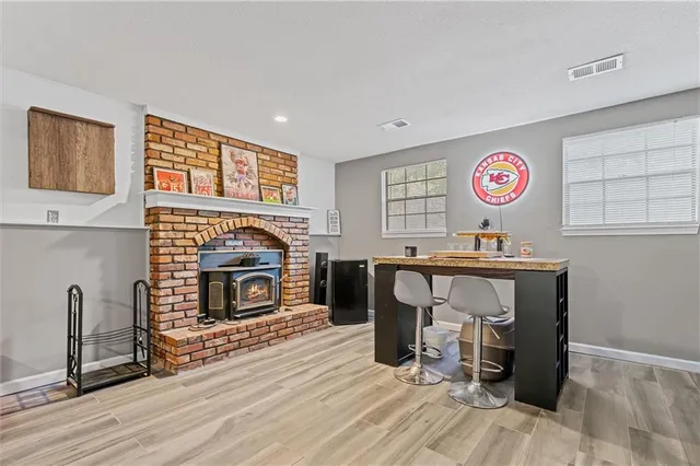 $350,000 | 9705 Northwest Hampton Woods Drive, Kansas City, MO 64152