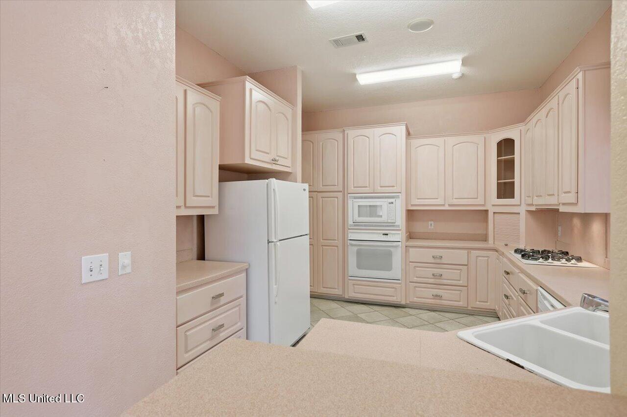 109 Overlook Pointe Circle Ridgeland, MS 39157 - Photo 30 of 84 21-109 Overlook Pointe Cir _ Home Tours