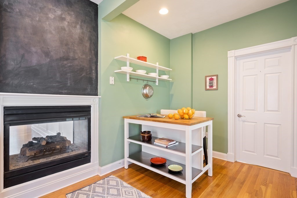 30 Charnwood Road, Unit 2 Somerville, MA 02144 - Photo 9 of 29 Gallery Image 9