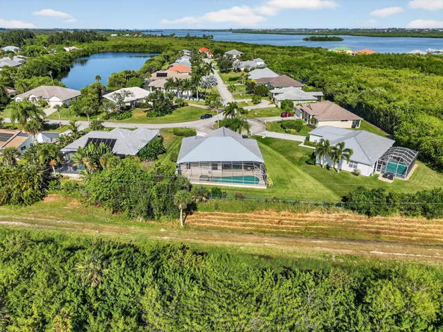 $649,000 | 3075 73rd Place, Vero Beach, FL 32967