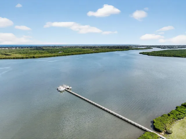 $649,000 | 3075 73rd Place, Vero Beach, FL 32967