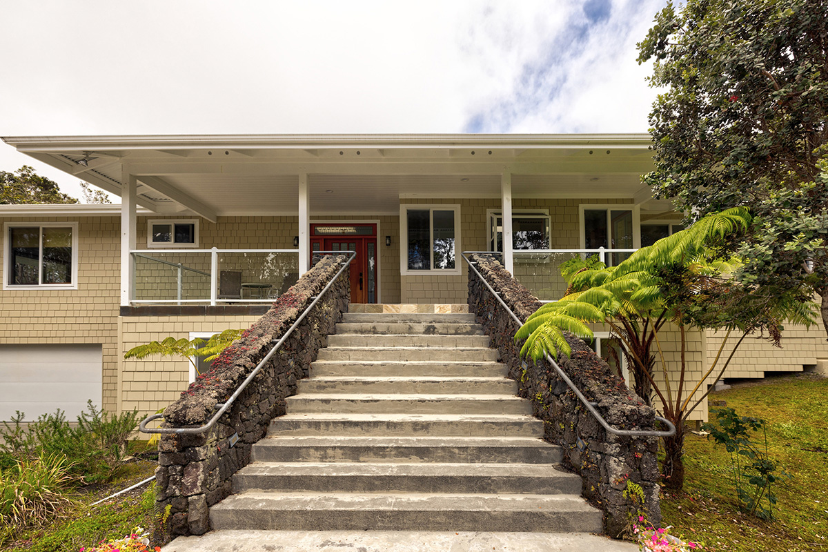 19-4221 Haunani Road Volcano, HI 96785 - Photo 26 of 30 a view of entryway with a front door