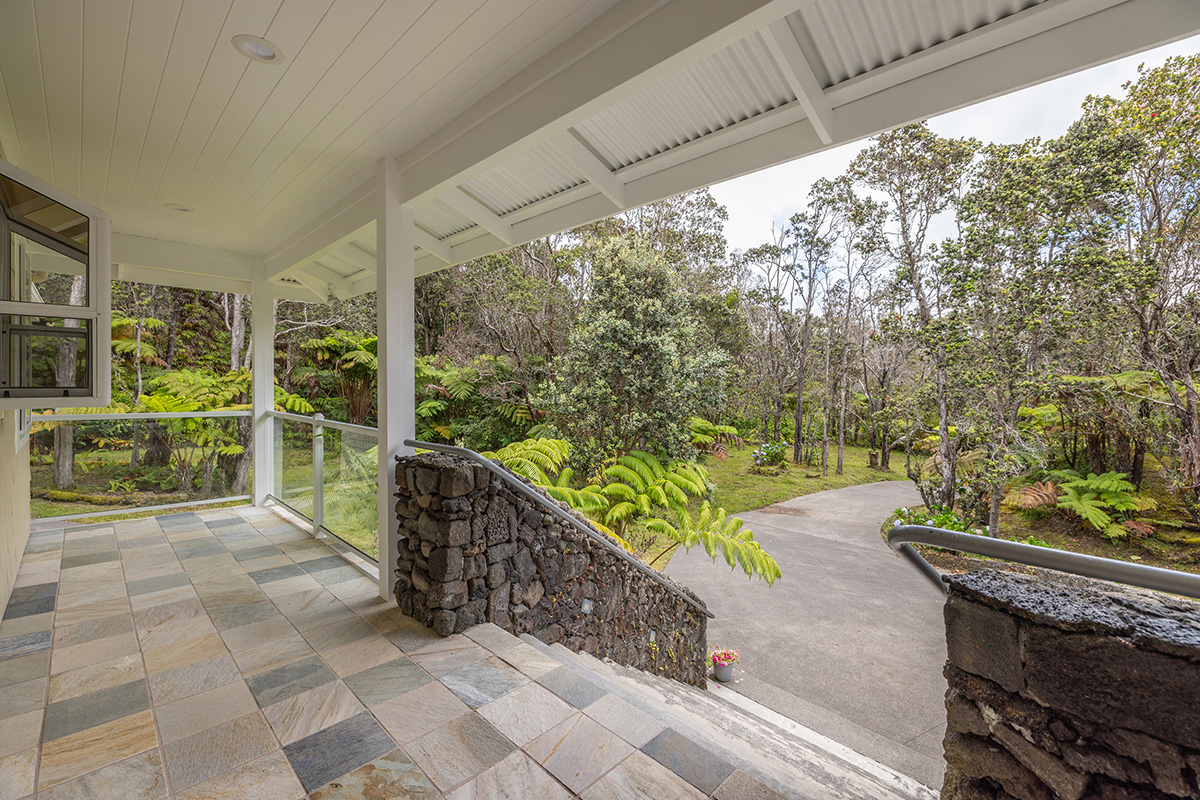 19-4221 Haunani Road Volcano, HI 96785 - Photo 27 of 30 a view of a garden