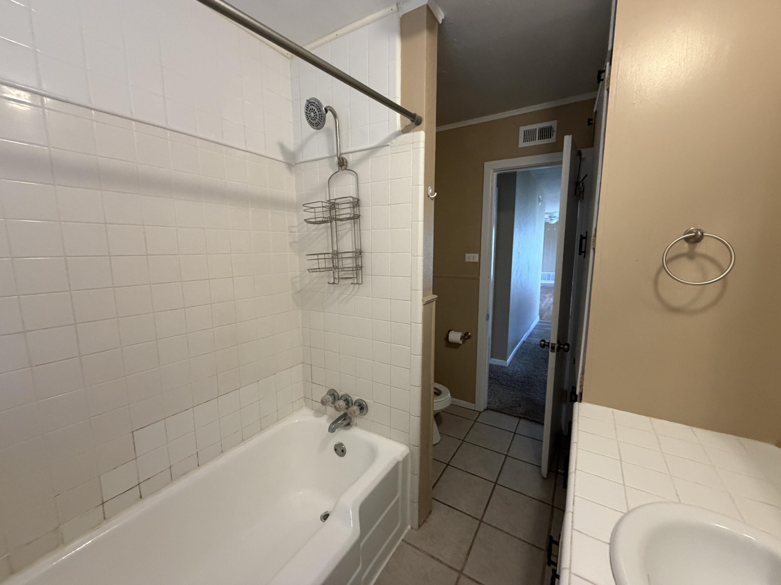 3715 36th Street Lubbock, TX 79413 - Photo 21 of 39 IMG_0030