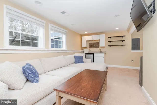 $329,900 | 438 Chestnut Street, Aberdeen, MD 21001