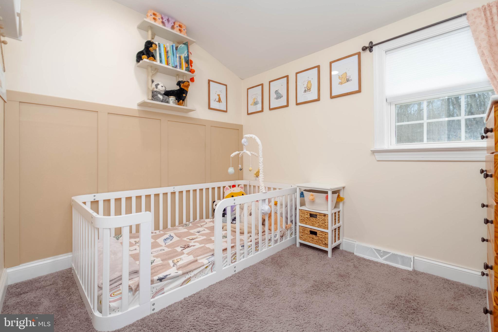 438 Chestnut Street Aberdeen, MD 21001 - Photo 8 of 28 a view of a bedroom with baby crib