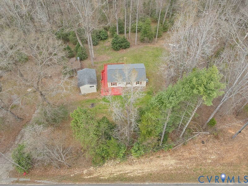 4590 Fox Chase Run Road Gum Spring, VA 23065 - Photo 8 of 31 Front