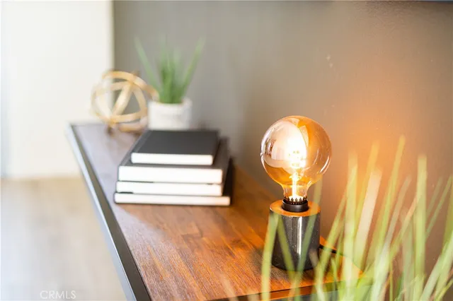 $1,250,000 | 435 West Center Street Promenade, Unit 401, Anaheim, CA 92805