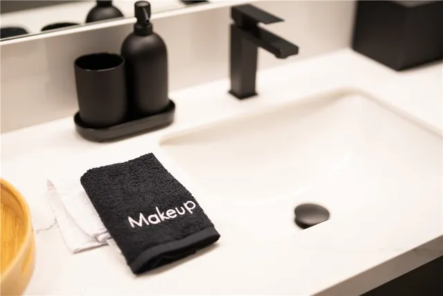 $1,250,000 | 435 West Center Street Promenade, Unit 401, Anaheim, CA 92805