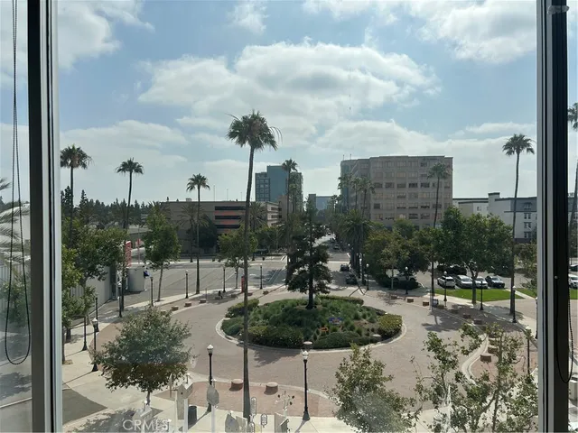 $1,250,000 | 435 West Center Street Promenade, Unit 401, Anaheim, CA 92805