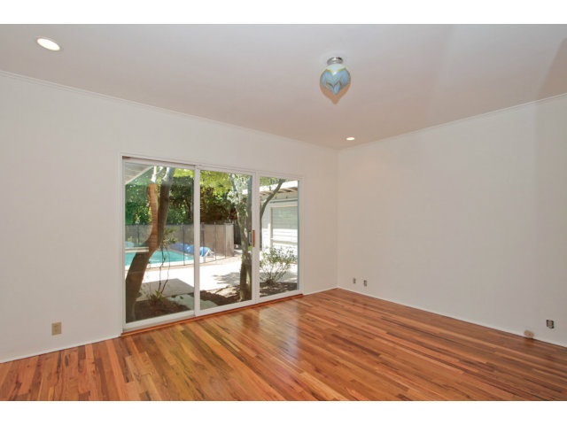 129 Spring Street Santa Cruz, CA 95060 - Photo 14 of 25 Gallery Image 14