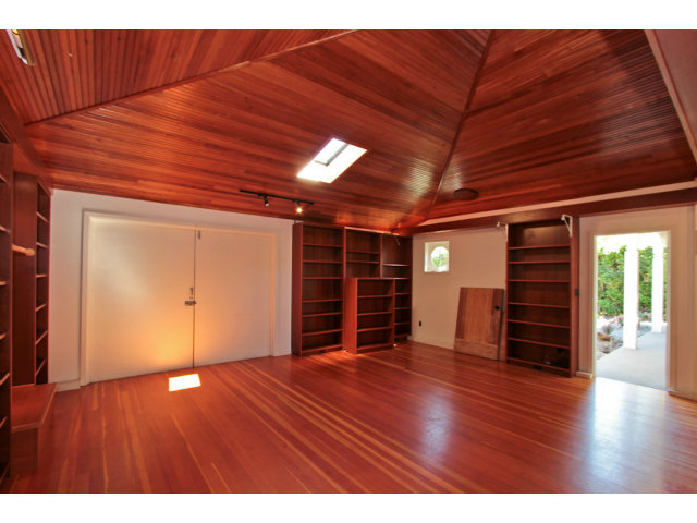 129 Spring Street Santa Cruz, CA 95060 - Photo 16 of 25 Gallery Image 16