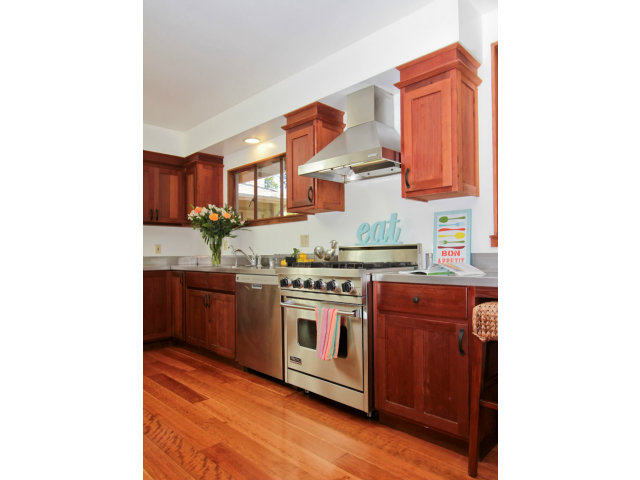 129 Spring Street Santa Cruz, CA 95060 - Photo 8 of 25 Gallery Image 8
