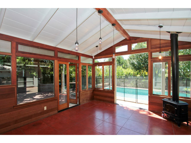 129 Spring Street Santa Cruz, CA 95060 - Photo 9 of 25 Gallery Image 9