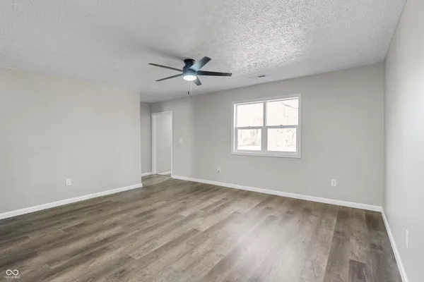 $192,000 | 206 North Main Street, Kempton, IN 46049