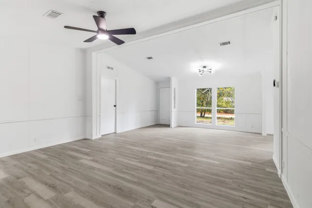 $1,950 | 816 Buckhorn Lane, Magnolia, TX 77354