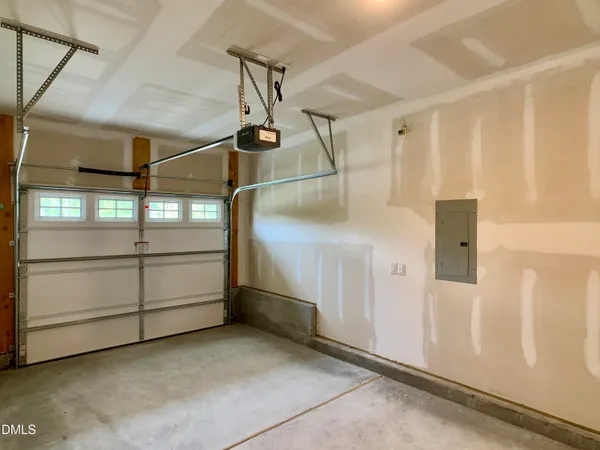 $1,700 | 672 Barneswyck Drive, Fuquay-Varina, NC 27526