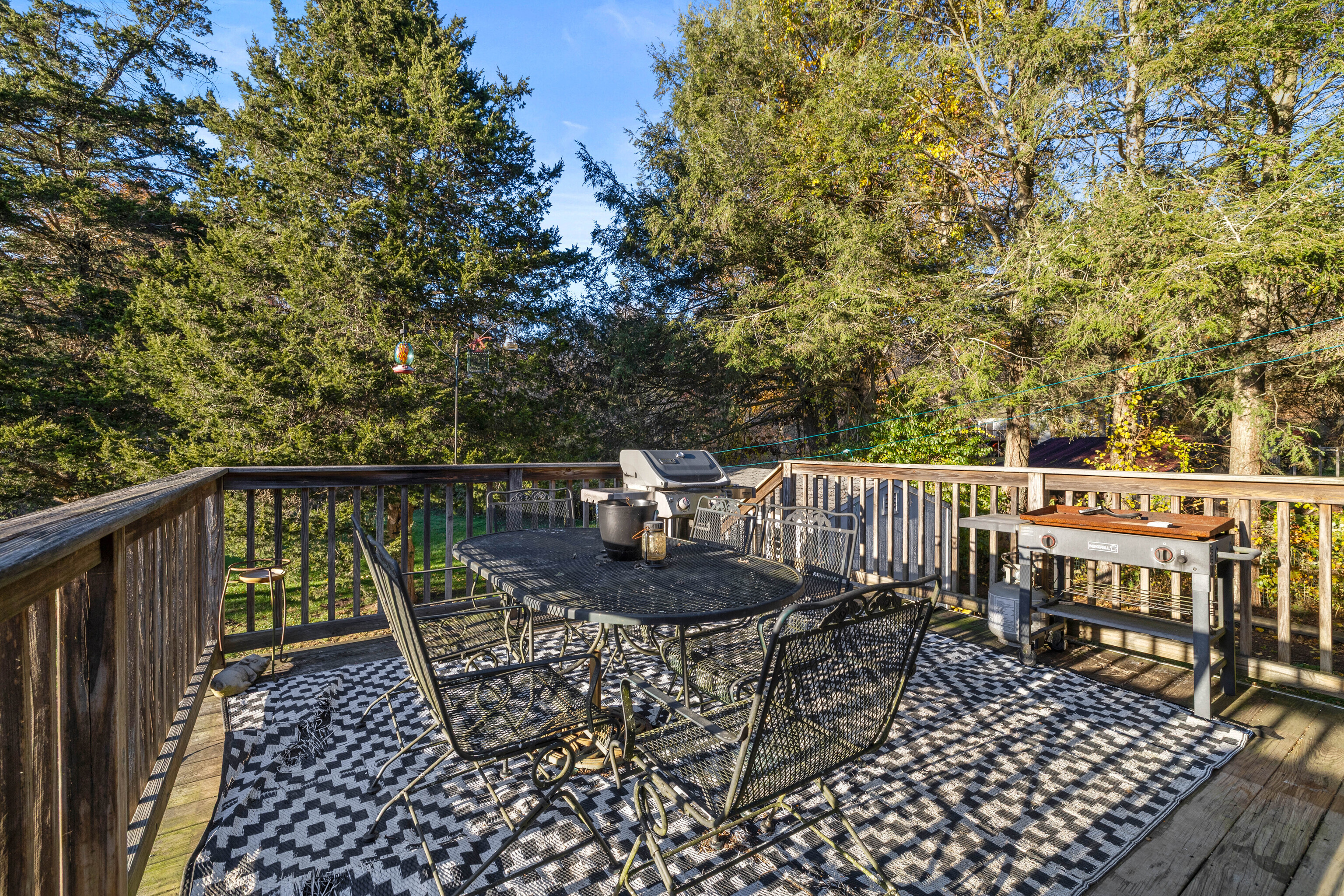 4 Van Dyke Lane Clinton, CT 06413 - Photo 37 of 38 a view of balcony with furniture