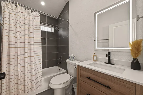 $1,750 | 1311 East 35th Street, Houston, TX 77022