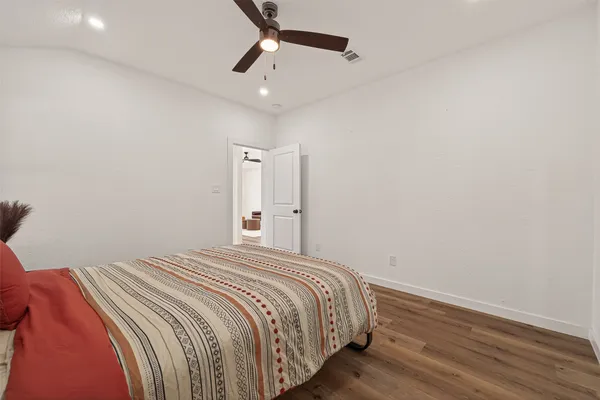 $1,750 | 1311 East 35th Street, Houston, TX 77022