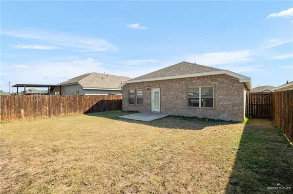 $1,800 | 304 South Tecate Drive, Mission, TX 78572