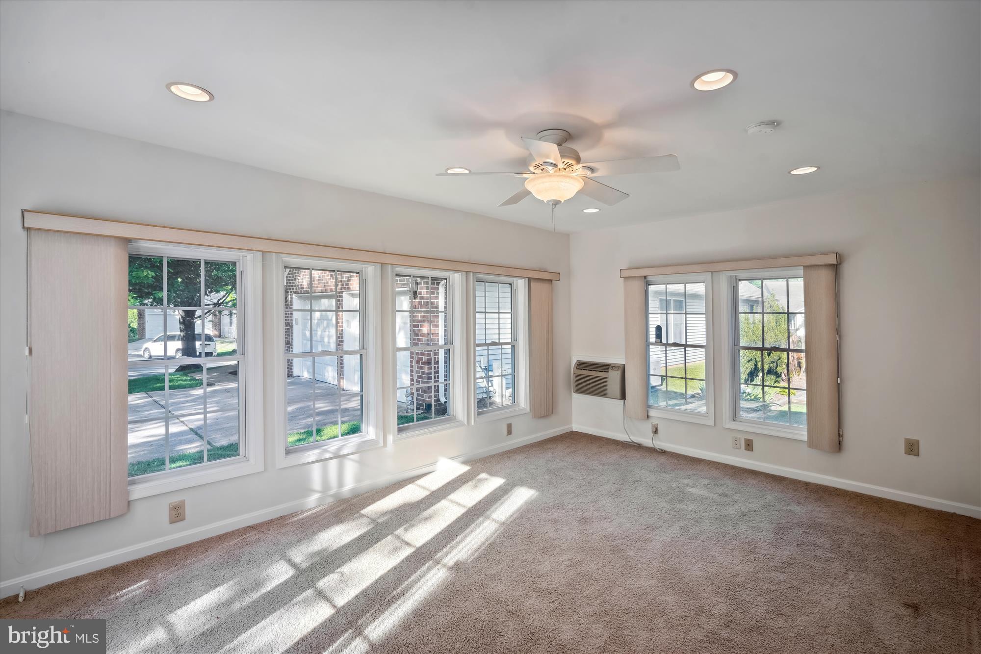 798 Eastern Point Road Annapolis, MD 21401 - Photo 22 of 61 Sun Room