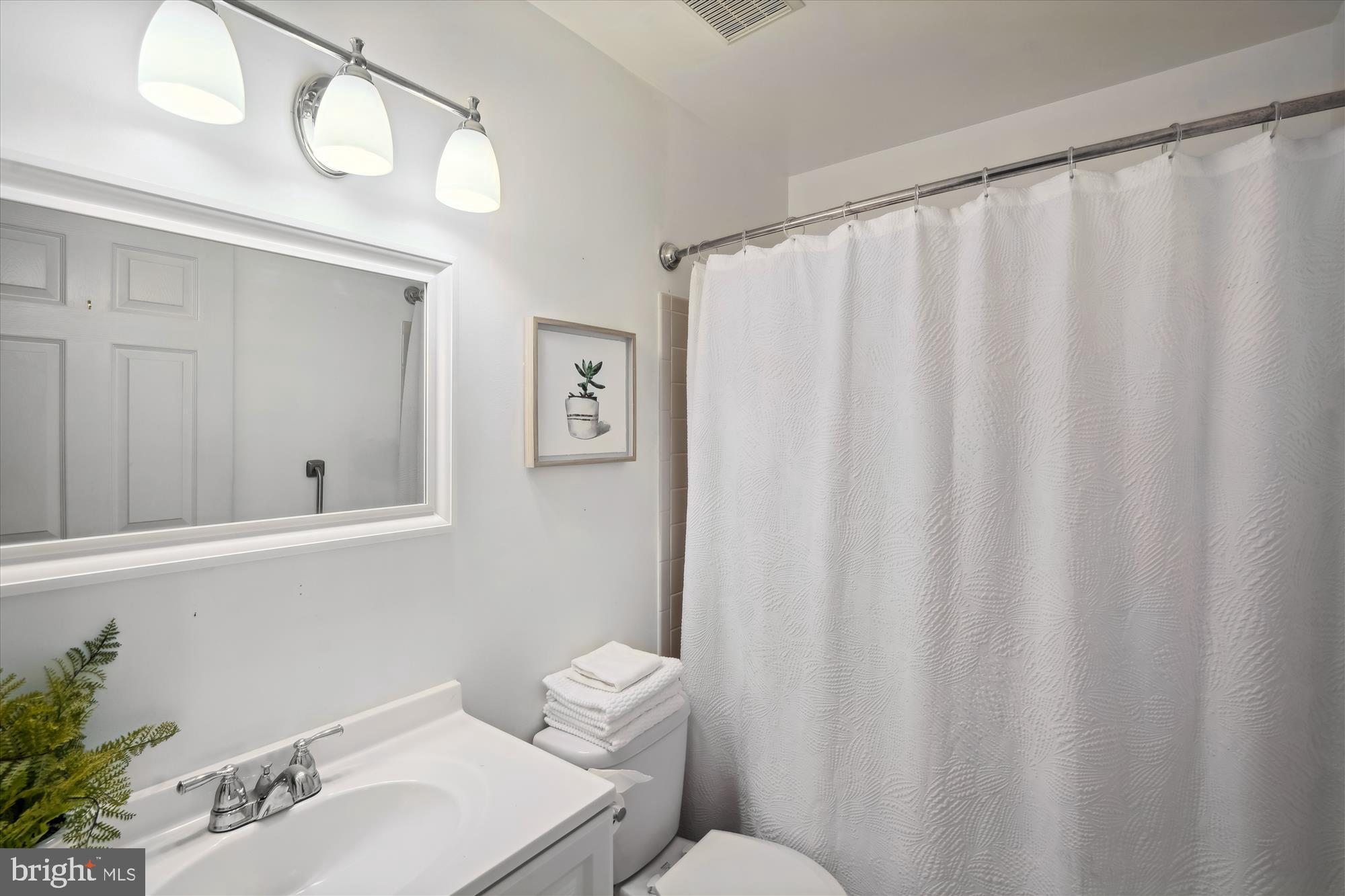 798 Eastern Point Road Annapolis, MD 21401 - Photo 28 of 61 Bath