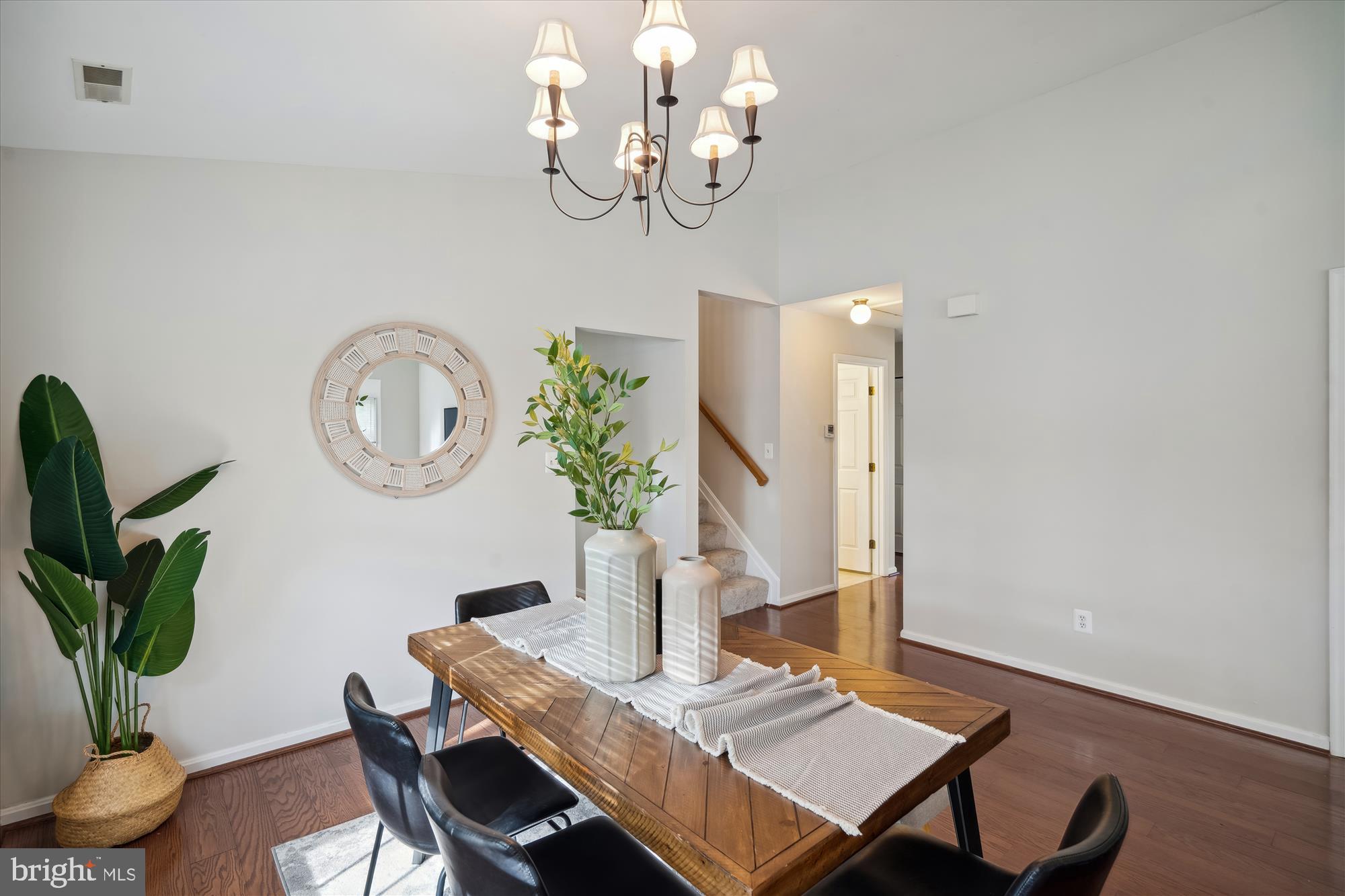 798 Eastern Point Road Annapolis, MD 21401 - Photo 6 of 61 Dining Room