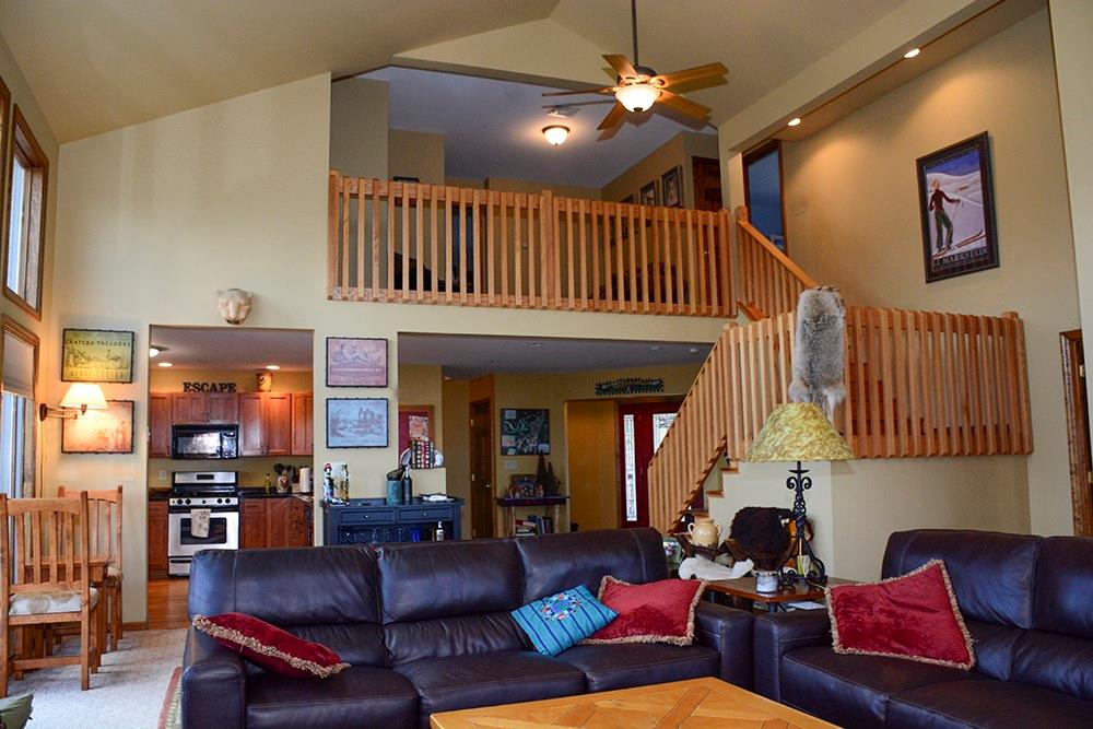 296 Imperial Road Hidden Valley, PA 15502 - Photo 6 of 25 Living Area