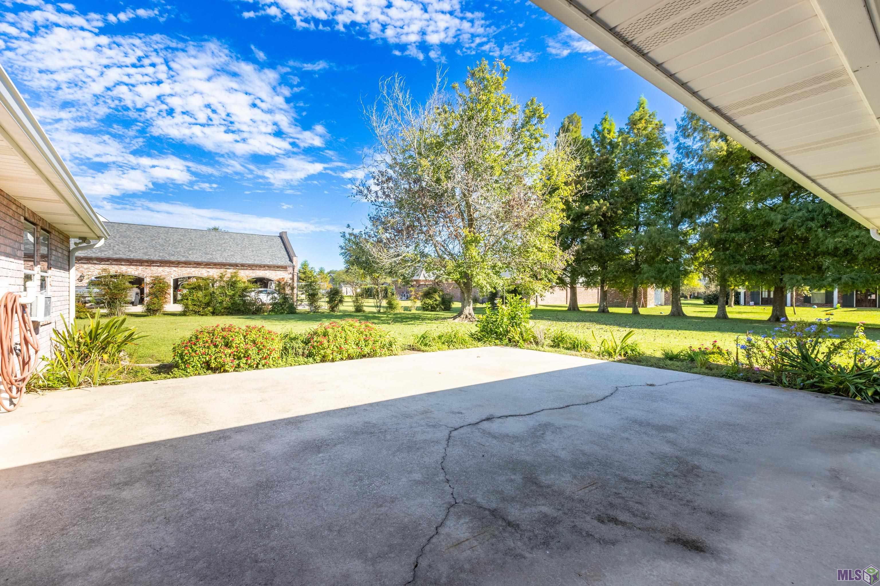 175 Lake View Drive Raceland, LA 70394 - Photo 19 of 25