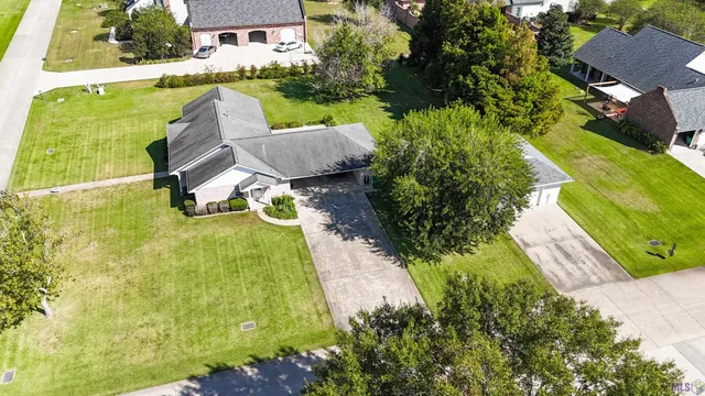 $289,000 | 175 Lake View Drive, Raceland, LA 70394