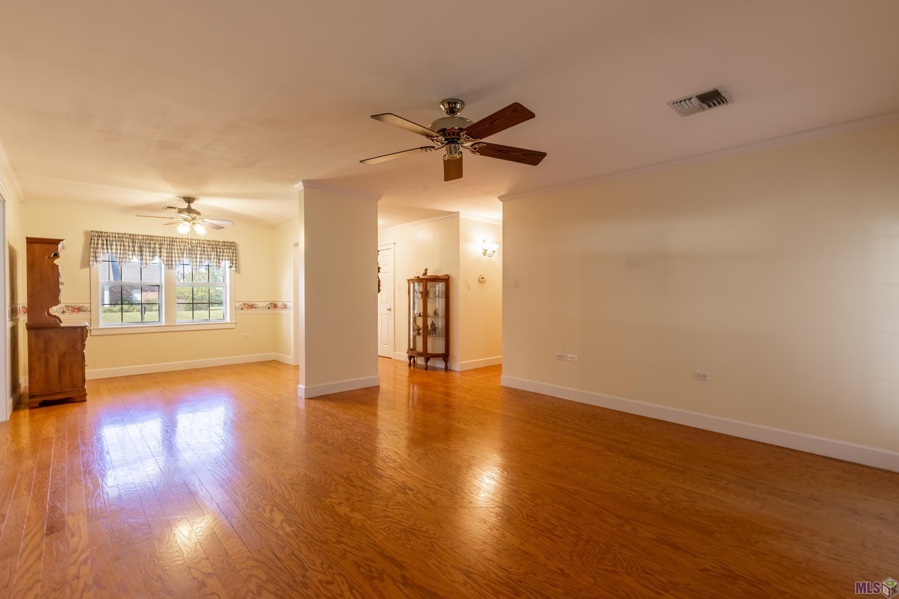 175 Lake View Drive Raceland, LA 70394 - Photo 6 of 25