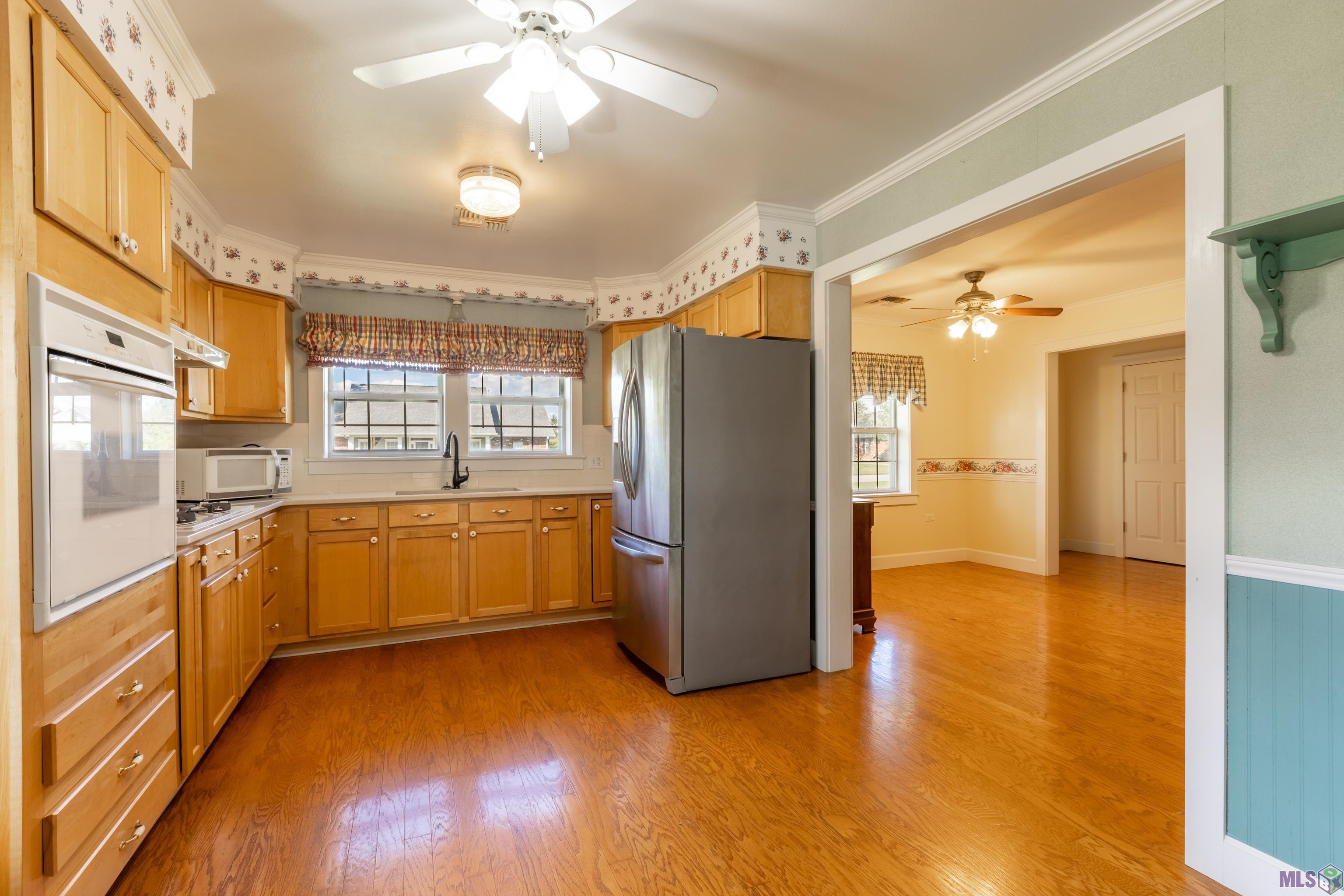 175 Lake View Drive Raceland, LA 70394 - Photo 7 of 25